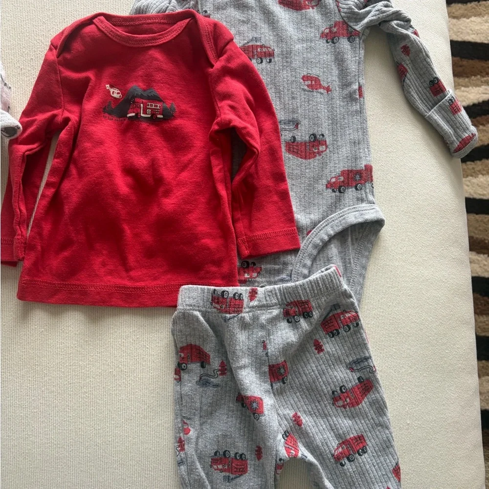 3 month long sleeve sets. Waffle-Knit. - Picture 3 of 4